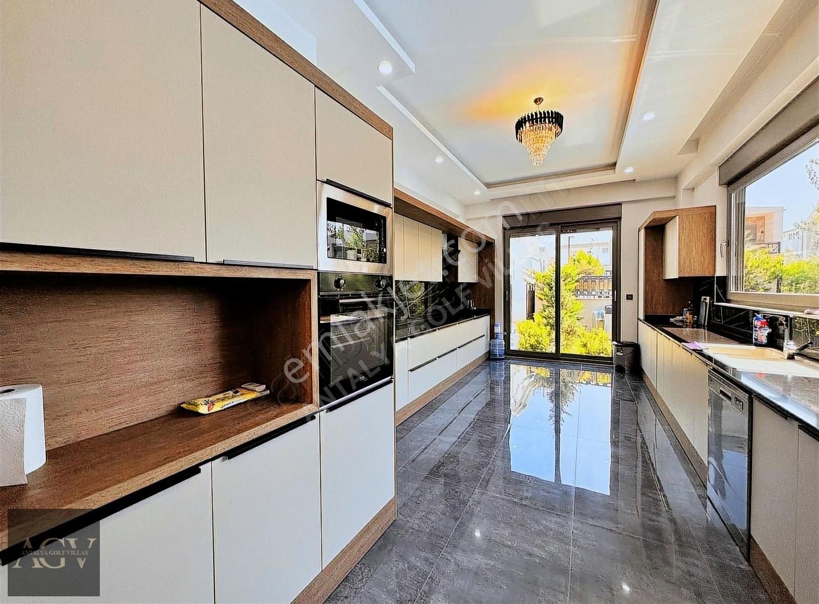 Antalya Belek'te Uzun Dönem Kiralık Lüks Eşyalı Villa - Görsel 27