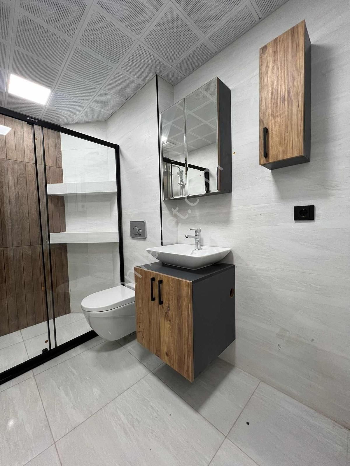 Akalın'dan 1+1 Asansör Doğalgaz Otopark İnönü Cad. Metro Yakını - Görsel 20