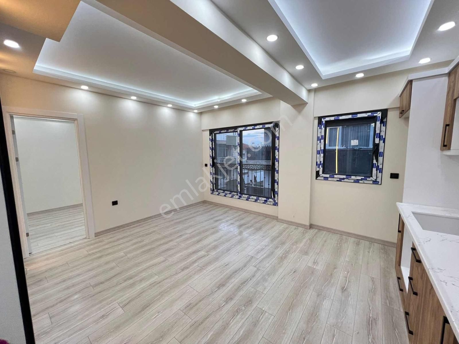 Akalın'dan 1+1 Asansör Doğalgaz Otopark İnönü Cad. Metro Yakını - Görsel 14