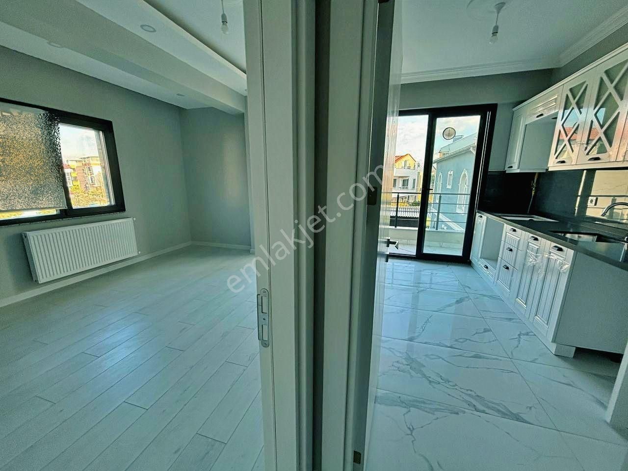 Uytundan Burhaniye Bahçelievler'de Arakat Doğalgazlı 2+1 Daire - Görsel 5