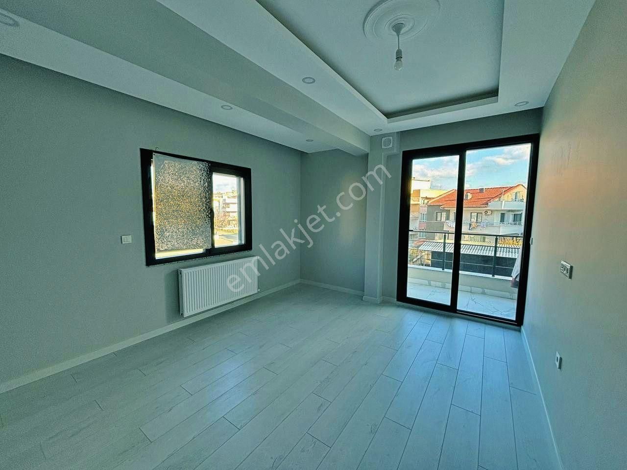 Uytundan Burhaniye Bahçelievler'de Arakat Doğalgazlı 2+1 Daire - Görsel 2