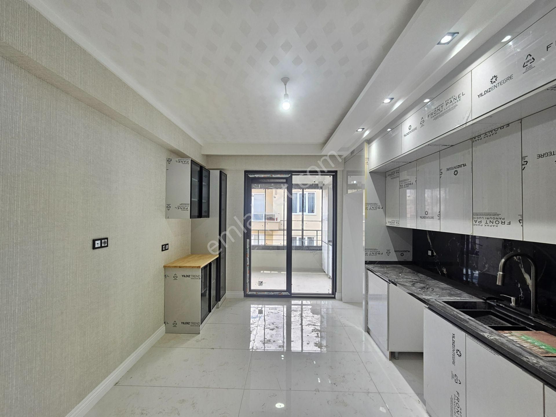 Ahmet Yesevi Caddesi Ve Beyhekim Caddesi Yakını Ultra Lüx Site İçerisinde Satılık 3+1 Daireler - Görsel 12