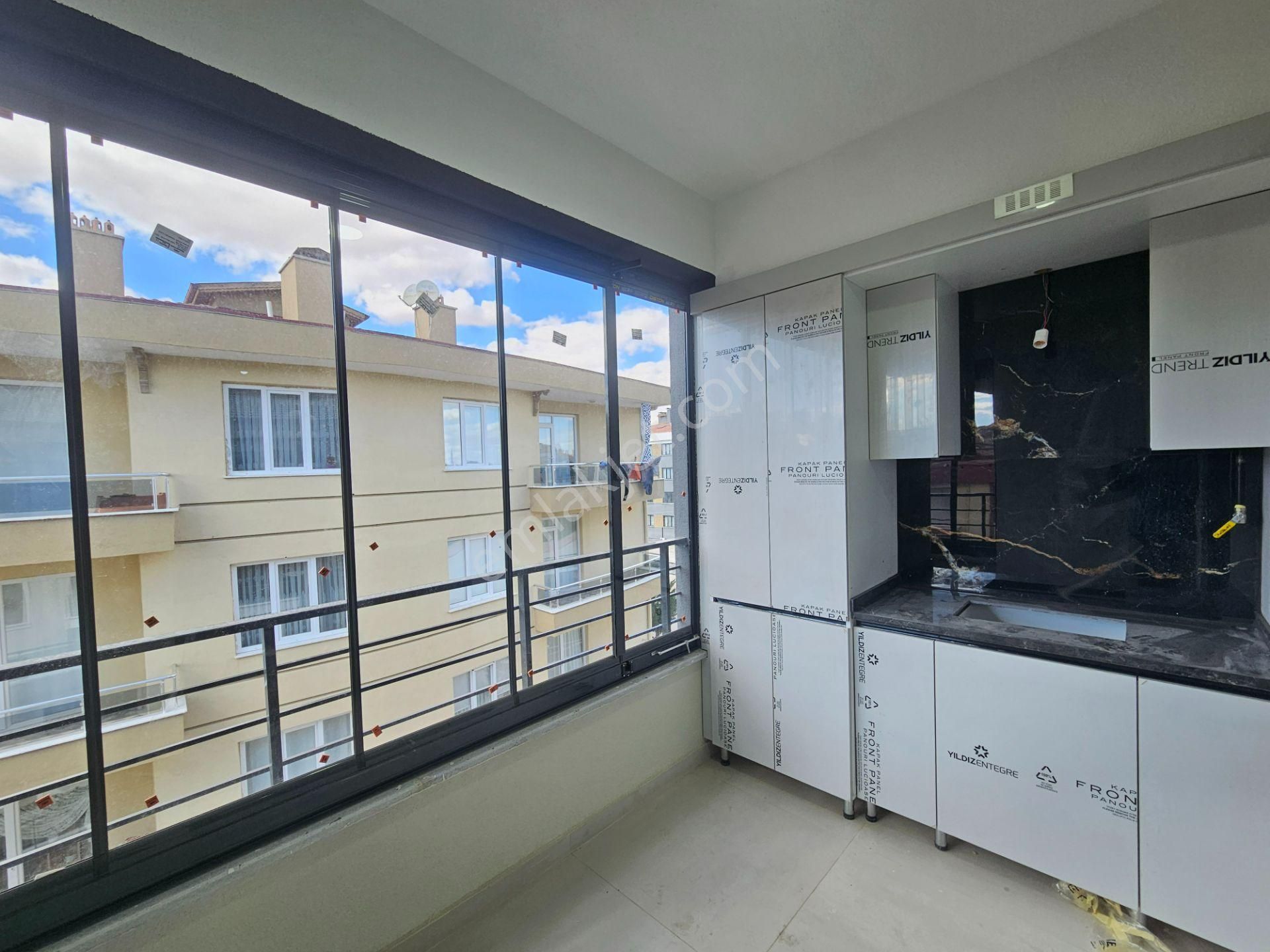 Ahmet Yesevi Caddesi Ve Beyhekim Caddesi Yakını Ultra Lüx Site İçerisinde Satılık 3+1 Daireler - Görsel 15