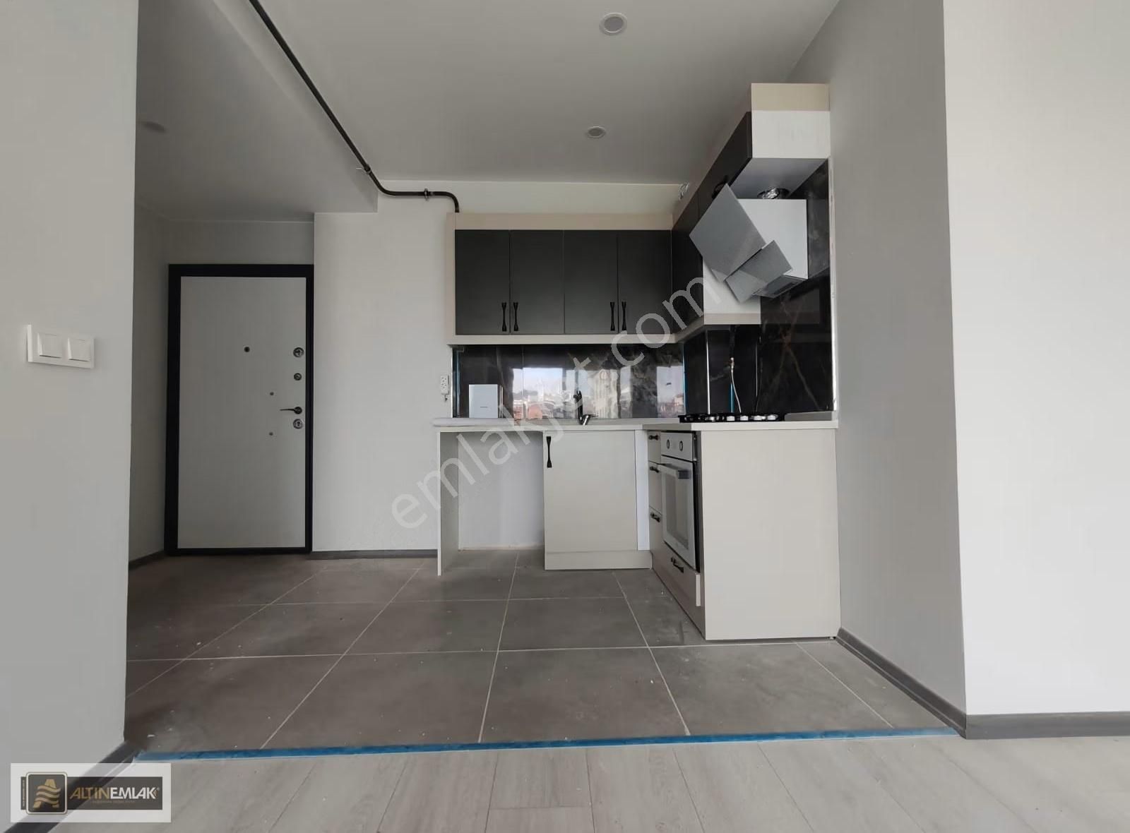 Tekirdağ Süleymanpaşa'nın Prestijli Lokasyonunda Kiralık 1+1 - Görsel 2