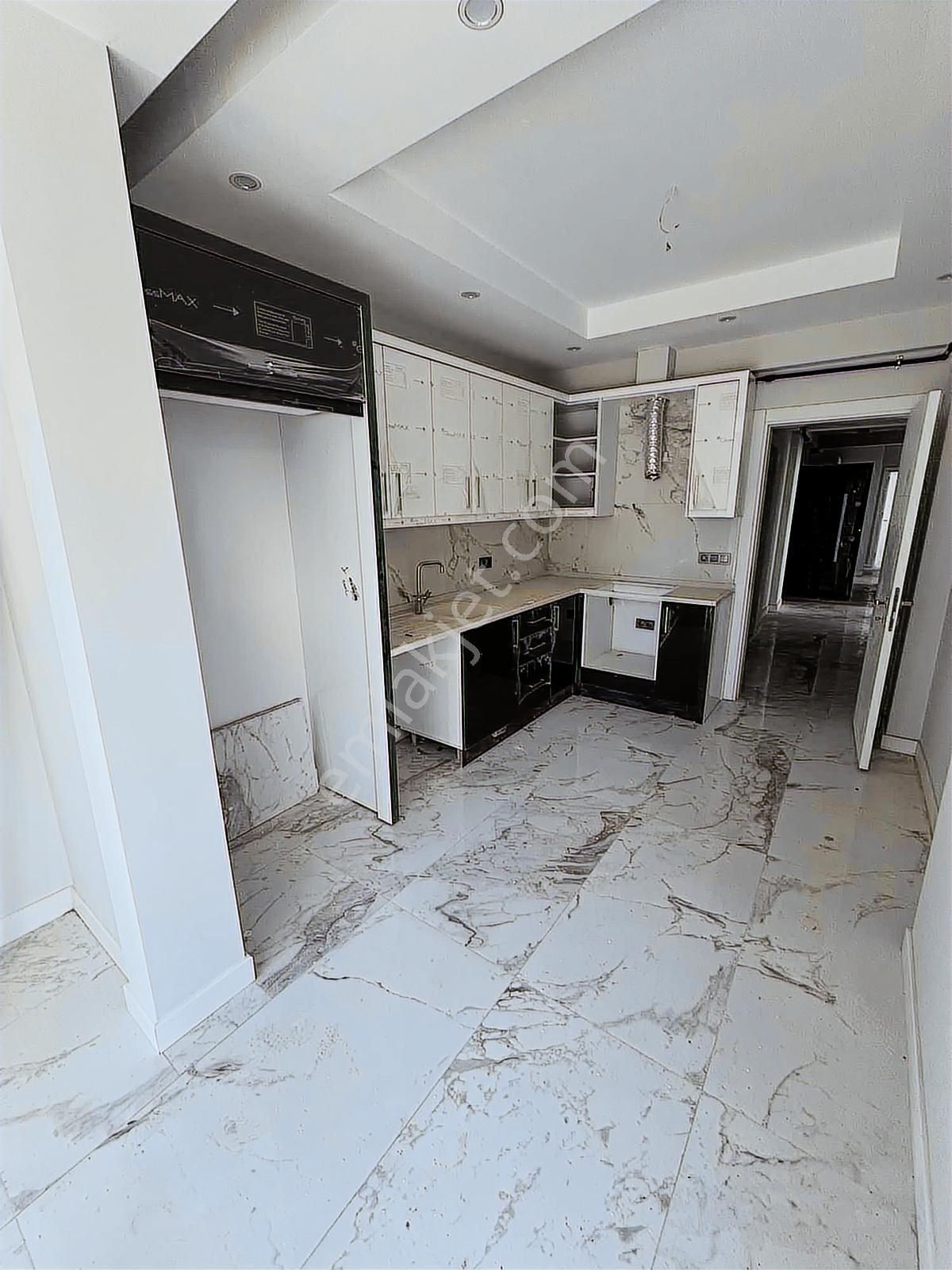 Kocabıyık Gayrimenkul'den Şehirhastanesi Sıfır Satılık 3+1 Daire