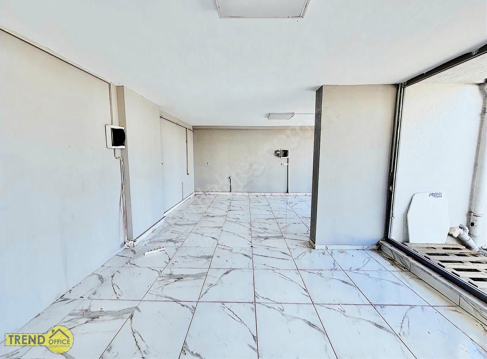 Kiralık Cadde Üzeri Köşe Dükkan - Görsel 7