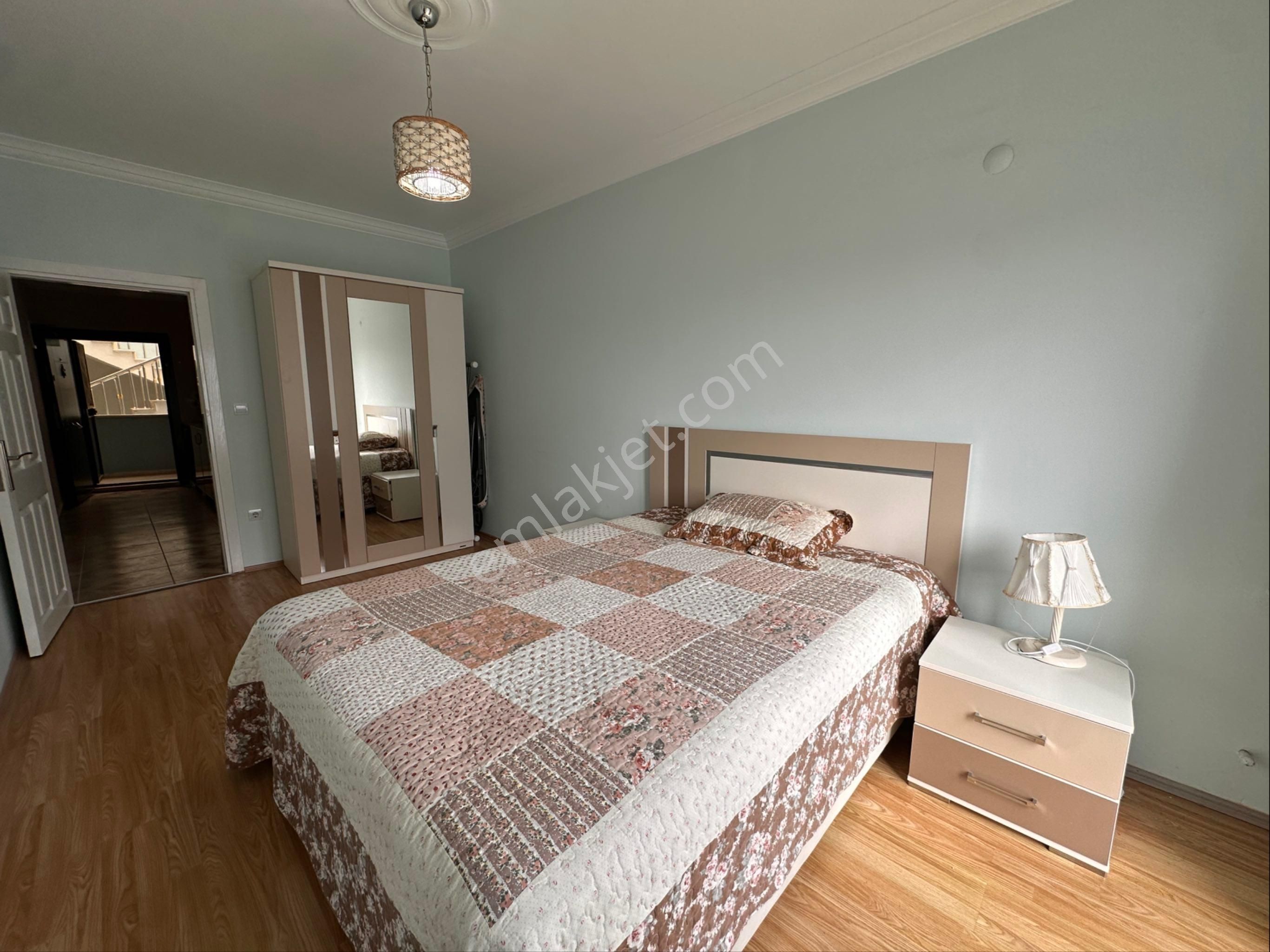 Didim'de Bulvara Sıfır Konumda 3+1 Eşyalı Daire - Görsel 9