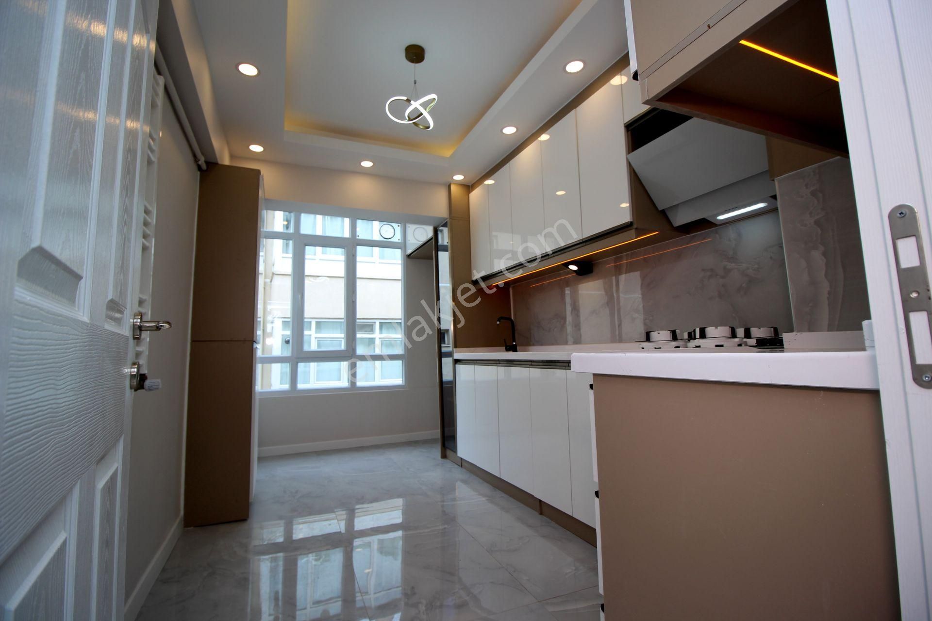 Emre Emlak'tan Pınarbaşı'nda Arakat Ön Cephe Full Yapılı 3+1 Satılık Daire - Görsel 2