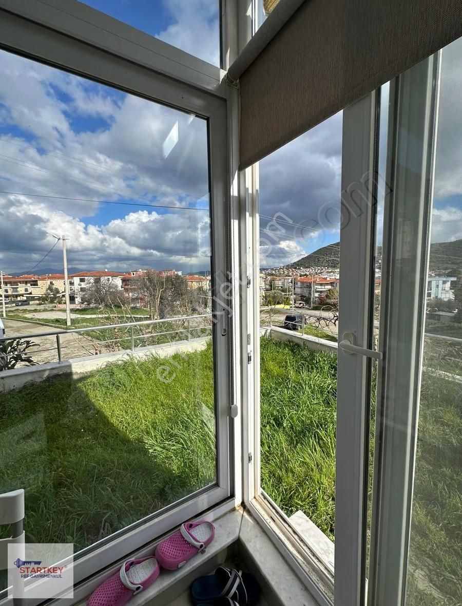 Yeni Foça'da Bahçeli, Eşyalı 2+1 Satılık Daire - Görsel 8