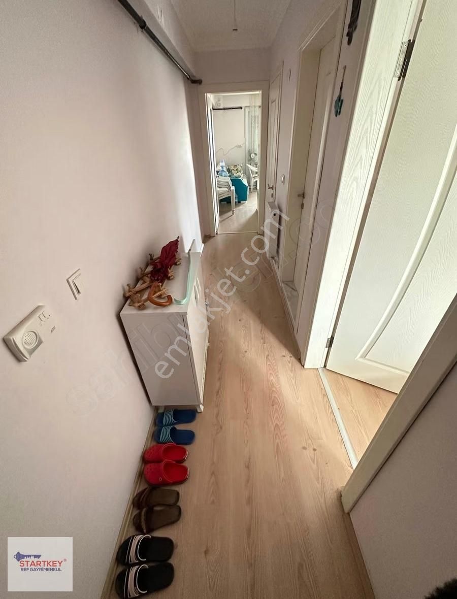 Yeni Foça'da Bahçeli, Eşyalı 2+1 Satılık Daire - Görsel 2