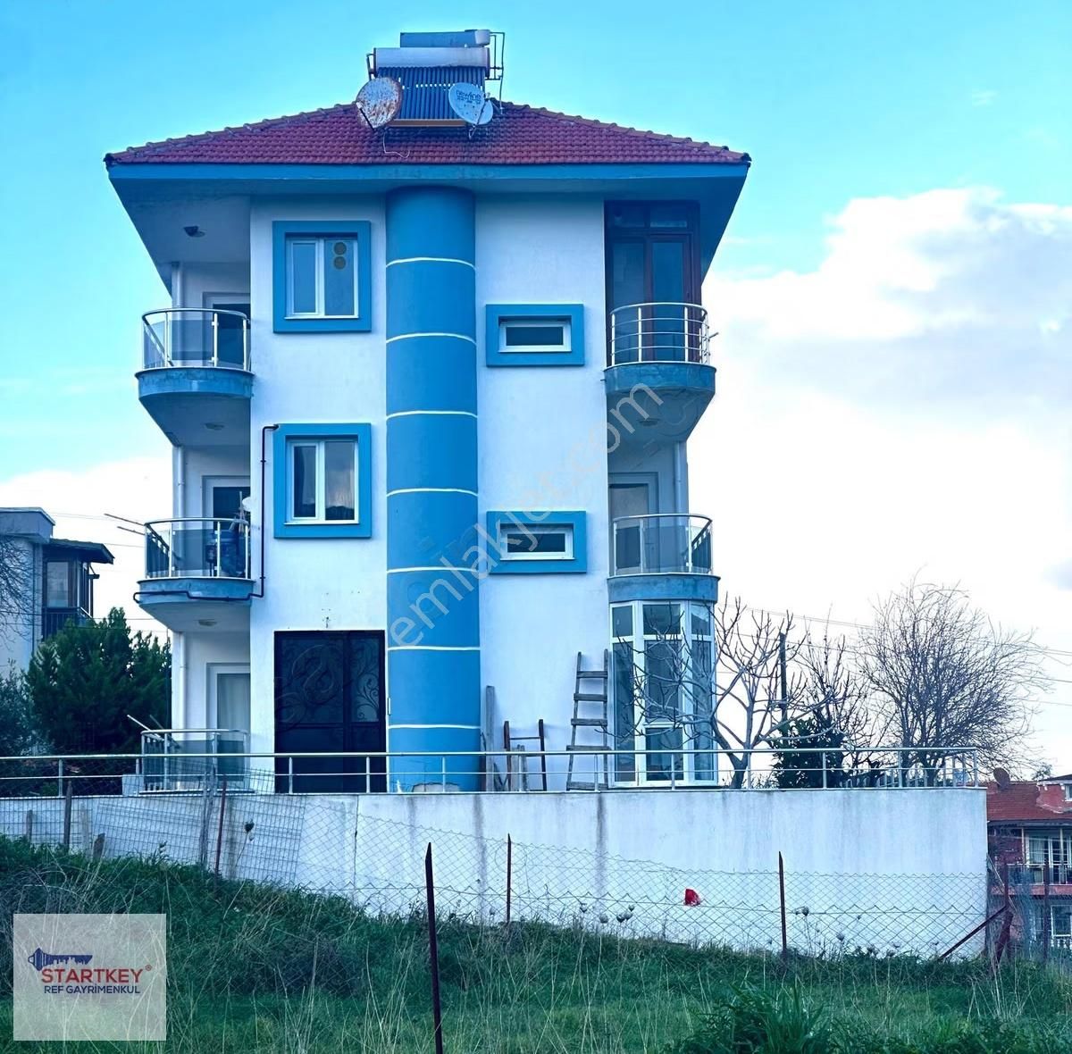 Yeni Foça'da Bahçeli, Eşyalı 2+1 Satılık Daire - Görsel 19