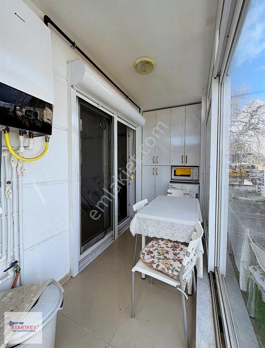 Yeni Foça'da Bahçeli, Eşyalı 2+1 Satılık Daire - Görsel 14