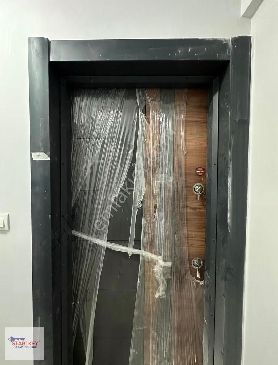 Yeni Foça Havuzlu Sitede Kiralık 1+1 Daire - Görsel 2