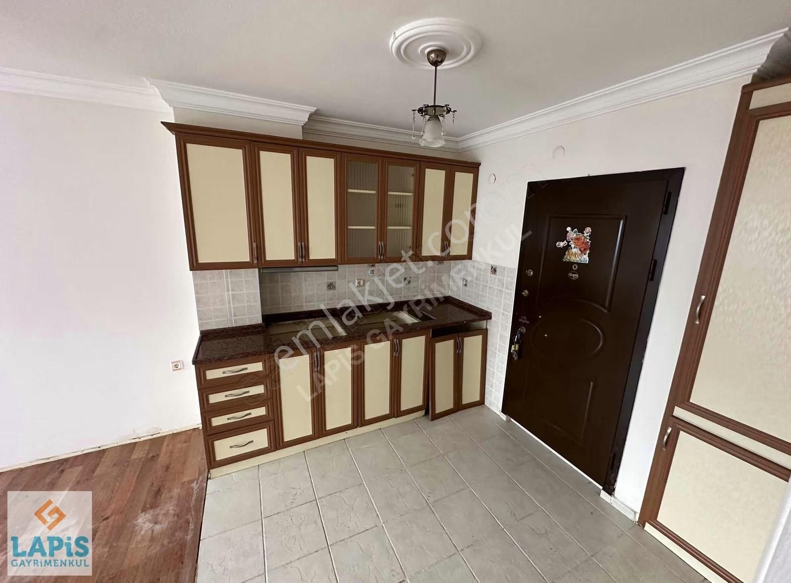 Yeni Yapı 2+1 Stüdyo Merkezde 4 Katlı Ara Kat - Görsel 7