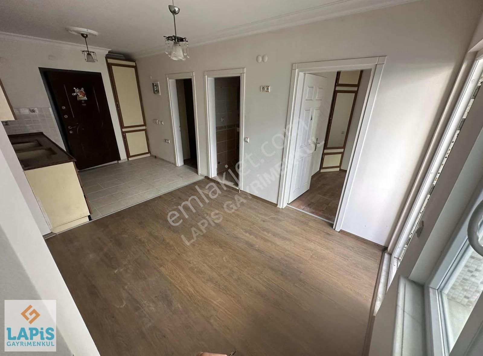 Yeni Yapı 2+1 Stüdyo Merkezde 4 Katlı Ara Kat