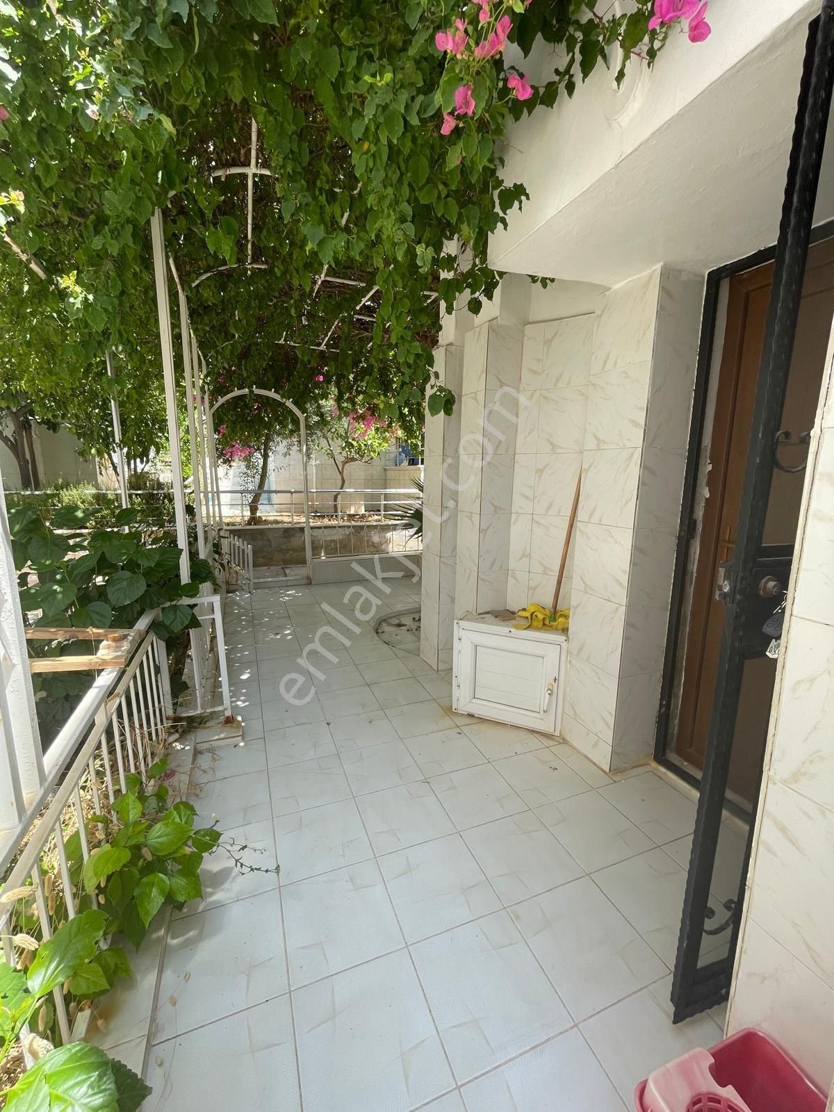 Didim Akbükte Denize Sıfır Sitede Satılık Yazlık - Görsel 4