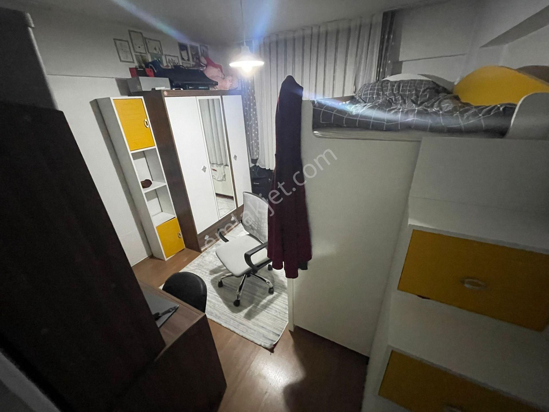 Atatürk Mahallesinde 3+2 Tek Tapu Çift Daire - Görsel 6