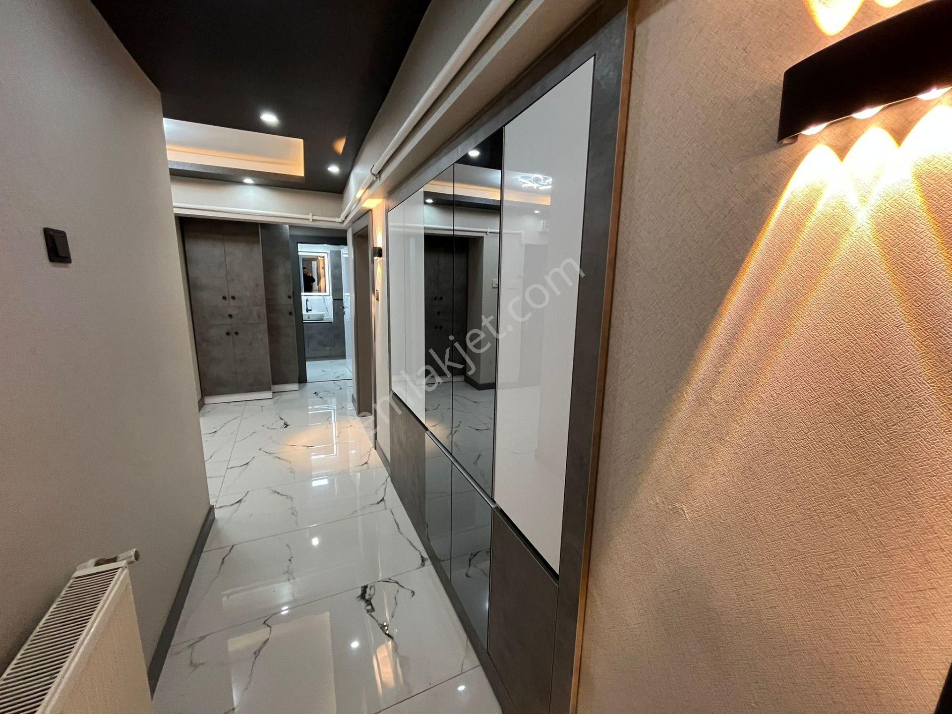 Sincan Plevne Mh'de Ultra Lux Yapılı Ebeveyn B. Giyinme Odalı Satılık Daire - Görsel 7