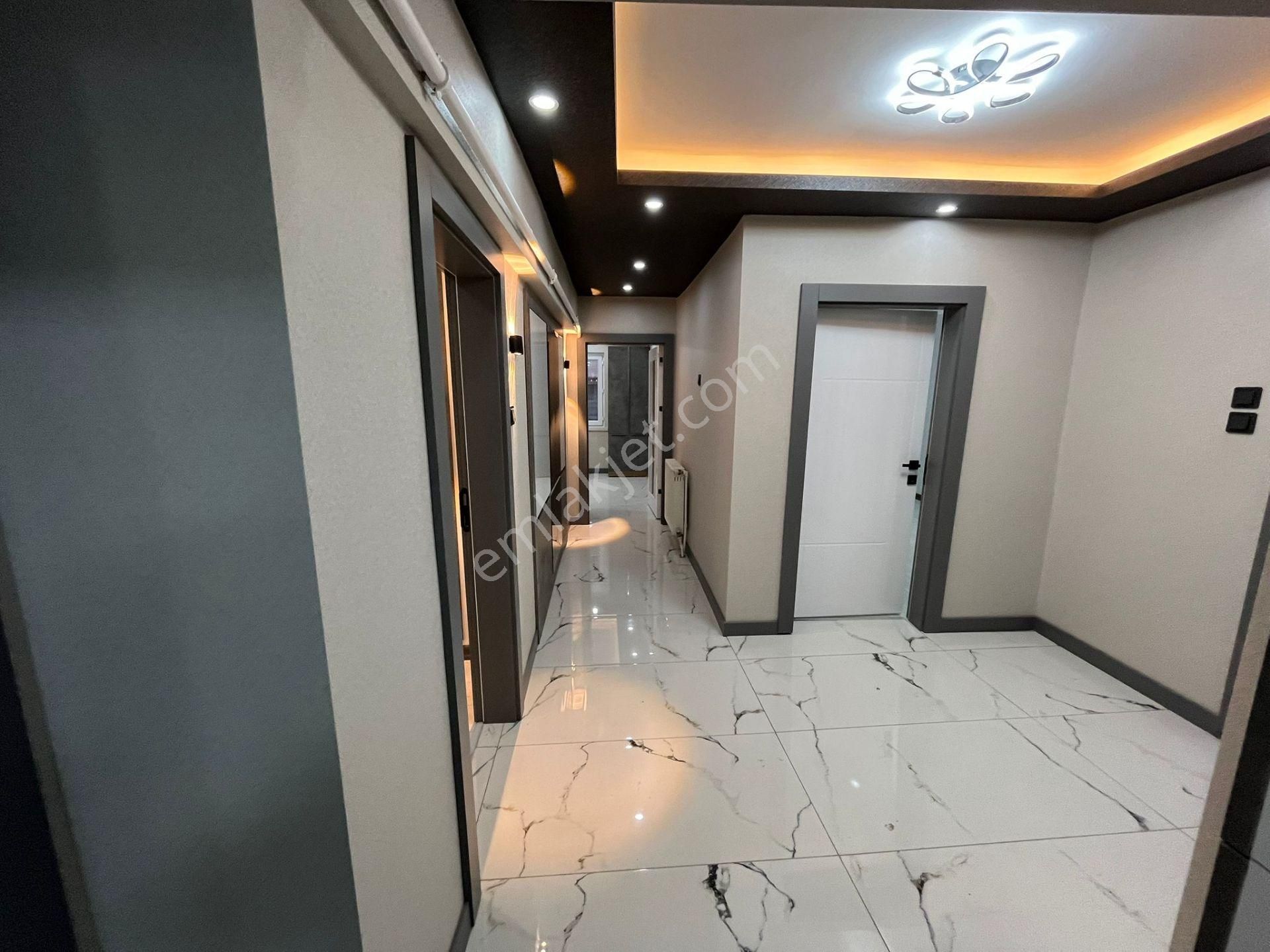 Sincan Plevne Mh'de Ultra Lux Yapılı Ebeveyn B. Giyinme Odalı Satılık Daire - Görsel 14