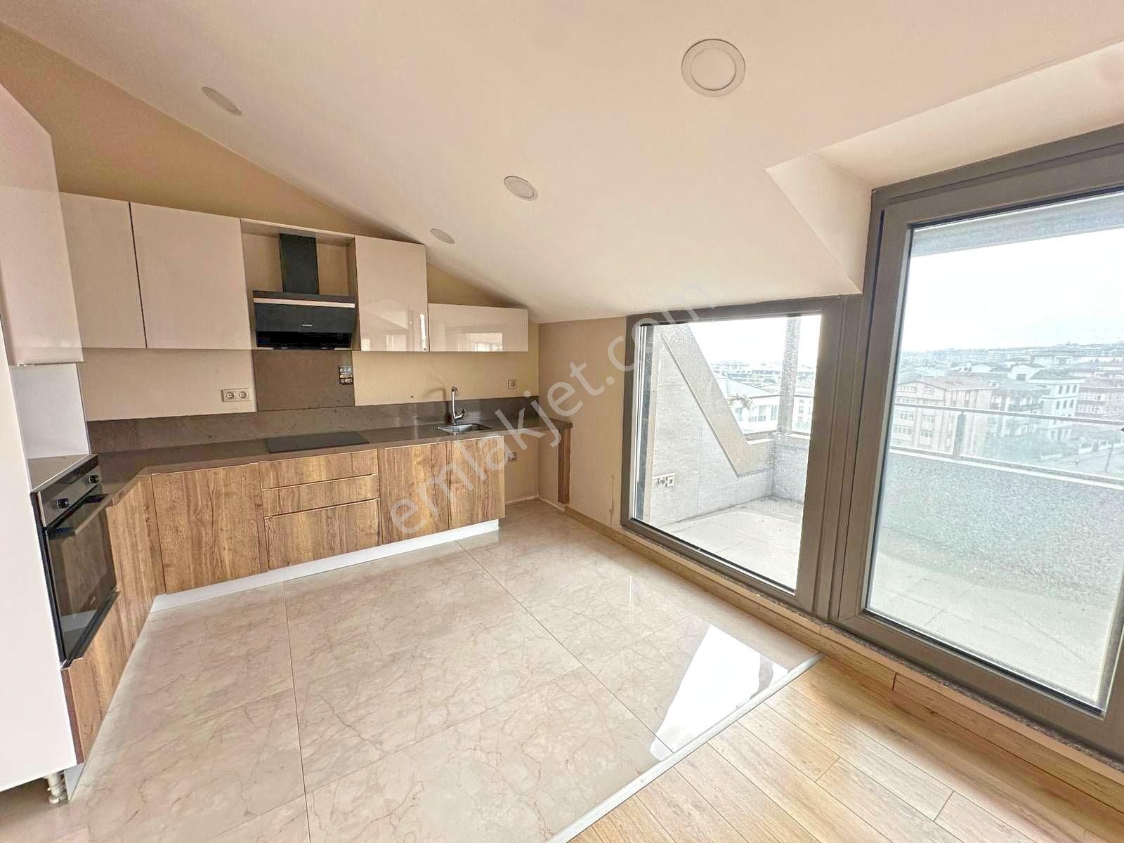 Remax'tan Flamingo Blu Sitesi Deniz Manz 3+2 Boş Dublex Daire - Görsel 15