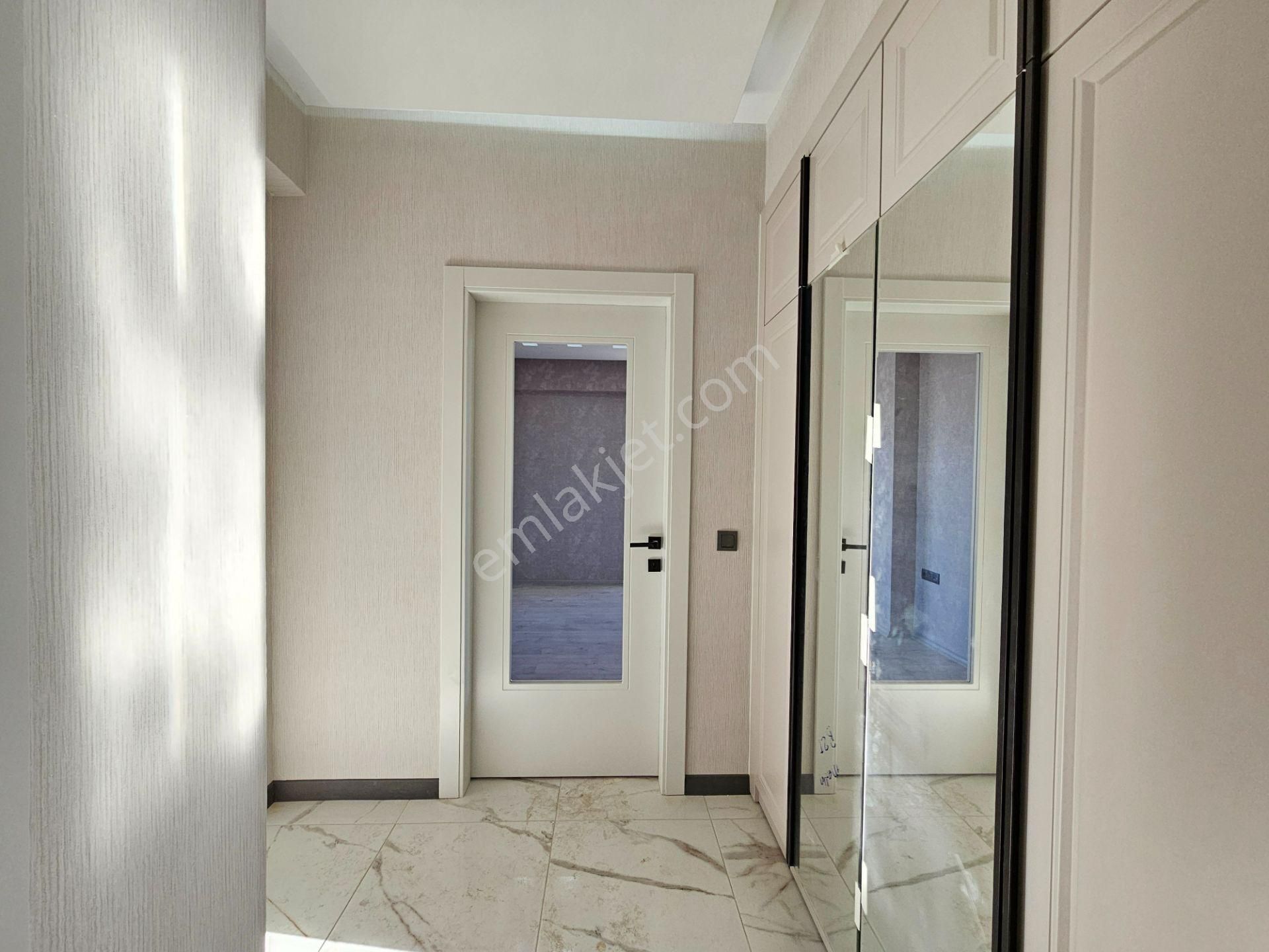 Parsana Mahallesinde Cadde Cepheli 3+1 Lüx Sıfır Fırsat Daire - Görsel 24