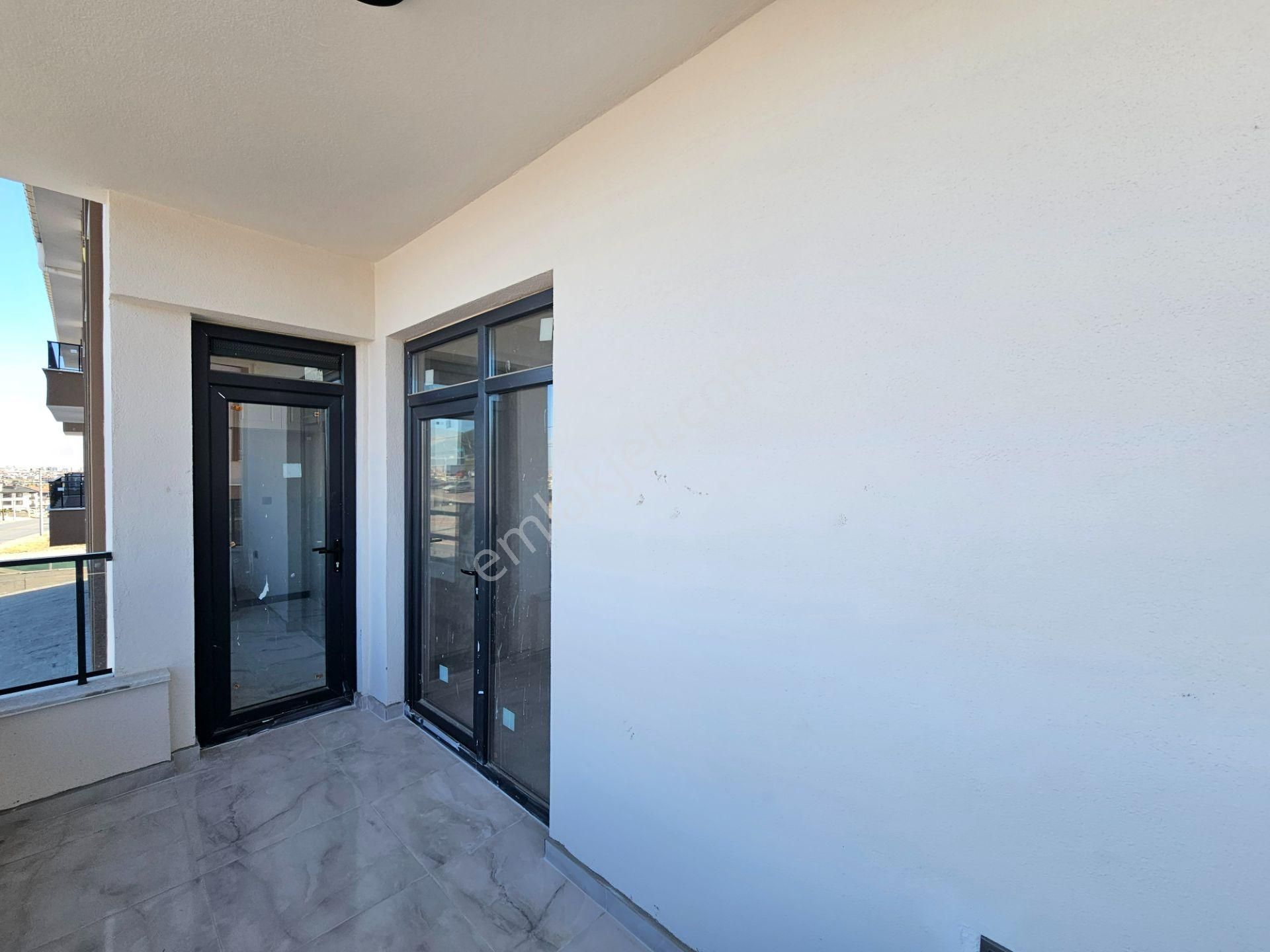 Parsana Mahallesinde Cadde Cepheli 3+1 Lüx Sıfır Fırsat Daire - Görsel 14