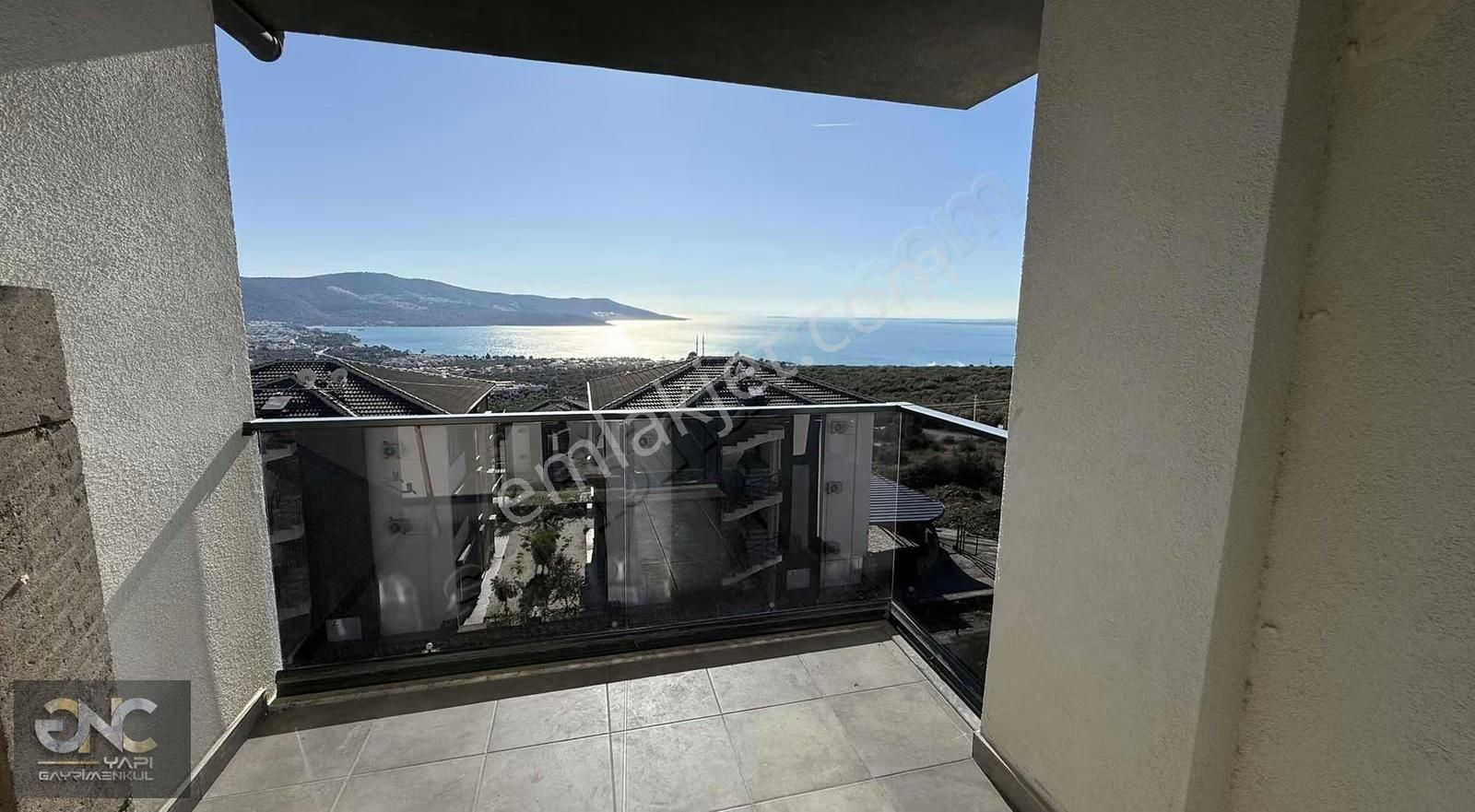 Olimpik Havuzlu Kesintisiz Deniz Manzaralı 2+1 Daire