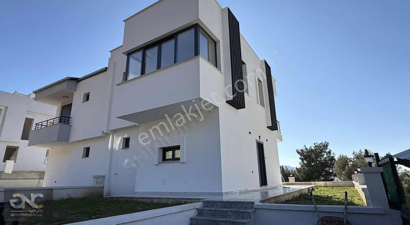 Sıfır Yapı Geniş Bahçeli Deniz Manzaralı Yazlık - Görsel 24