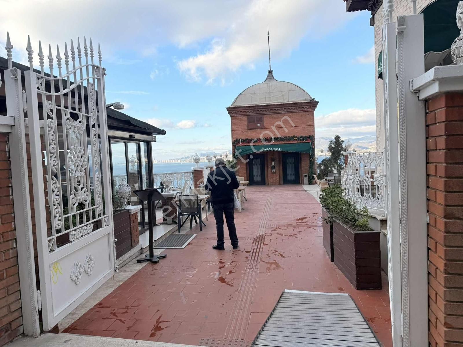 Tarihi Asansör Sokağı 3+1 125 M2 Doğalgazlı Arakat Kiralık Daire - Görsel 6