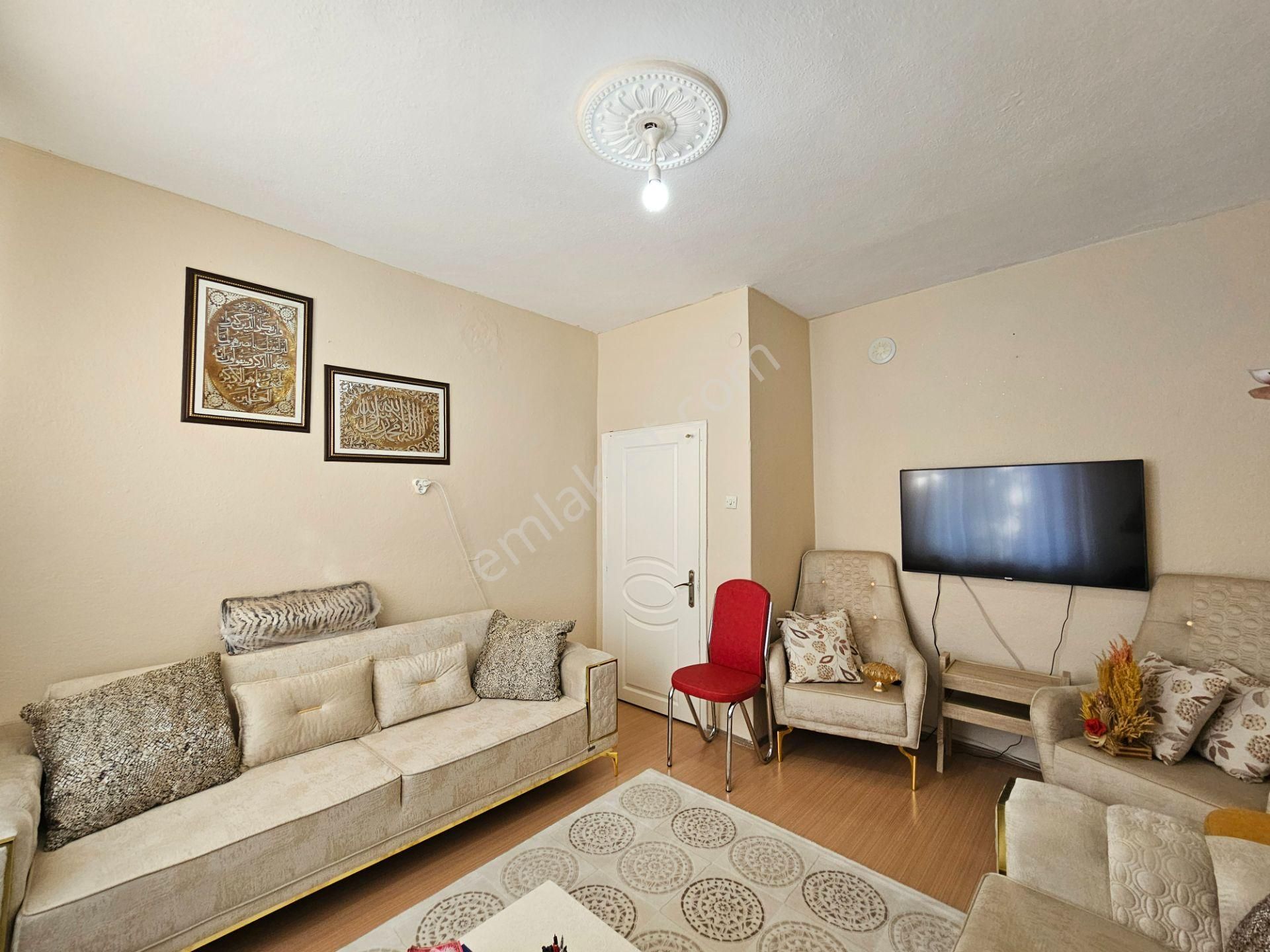 Malazgirt Mahallesinde 3+1 Bakımlı Masrafsız Satılık Fırsat Daire - Görsel 4