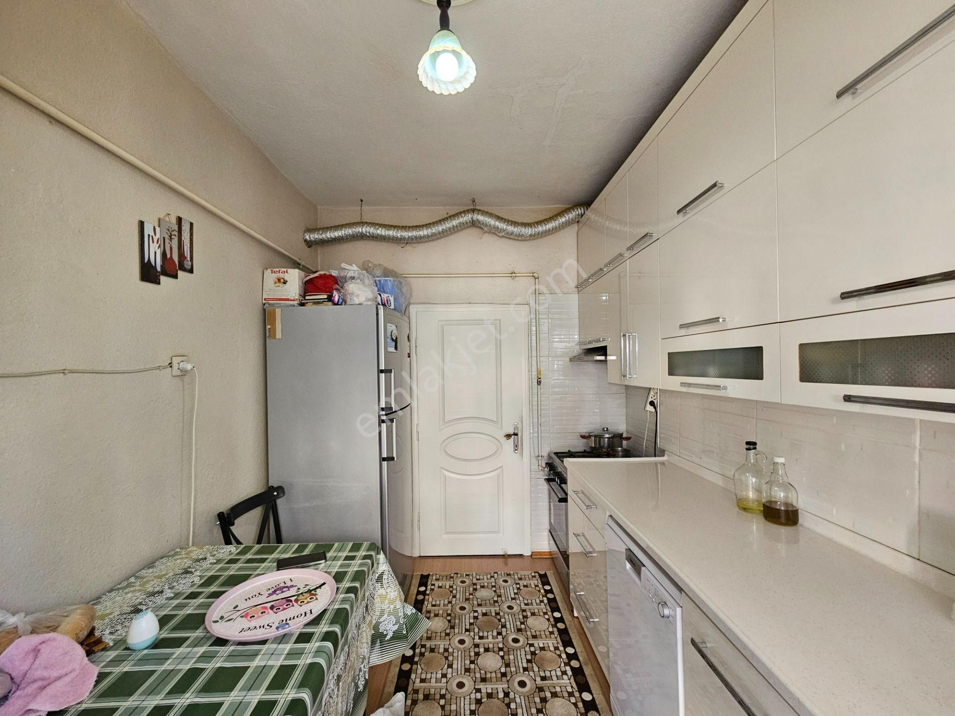 Malazgirt Mahallesinde 3+1 Bakımlı Masrafsız Satılık Fırsat Daire - Görsel 14