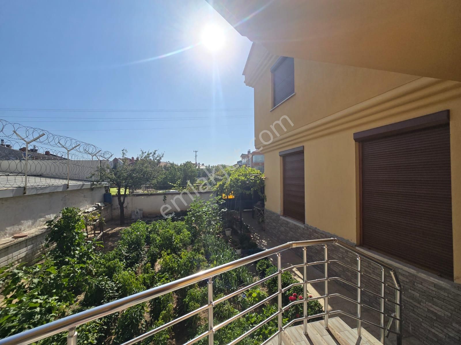 Mehmet Akif Mahallesi Satılık Müstakil 7+2 Daire - Görsel 24