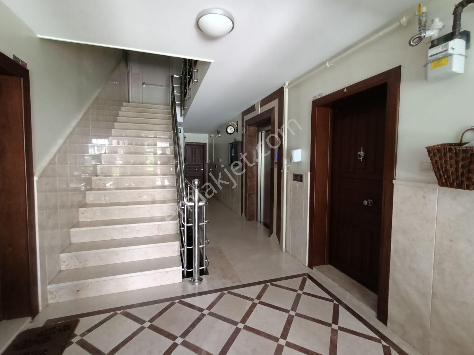 Emaks'tan/cevizliderede/nezih Binada/yapılı/3+1/bahçe Katı - Görsel 8