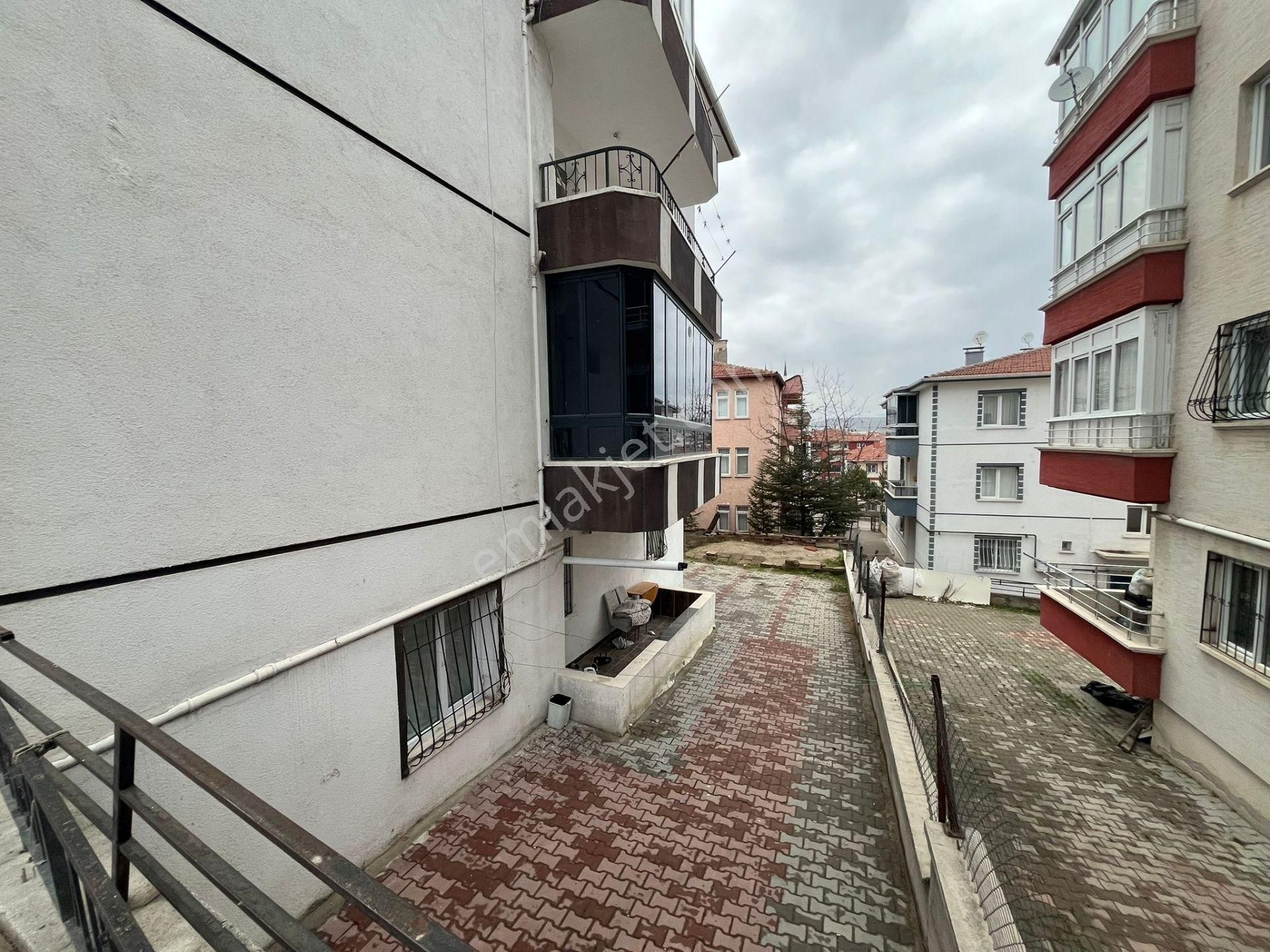 Sincan Tandoğan Mh'de Full Yapılı 2+1 95m2 Yüksek G. 1.kat Konumunda Satılık Daire - Görsel 11