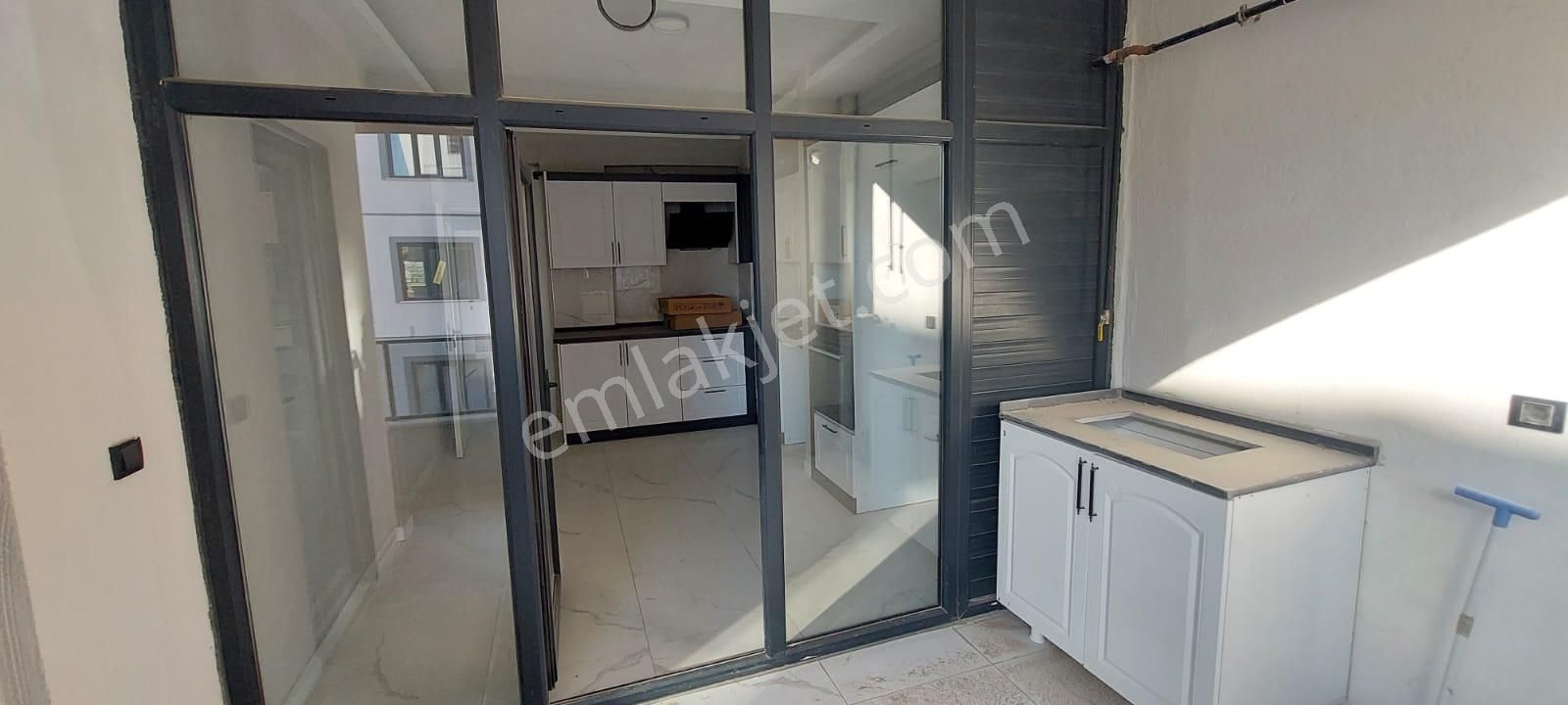 Karatay Akabe Mh. Satılık Ara Kat Sıfır Daire - Görsel 3