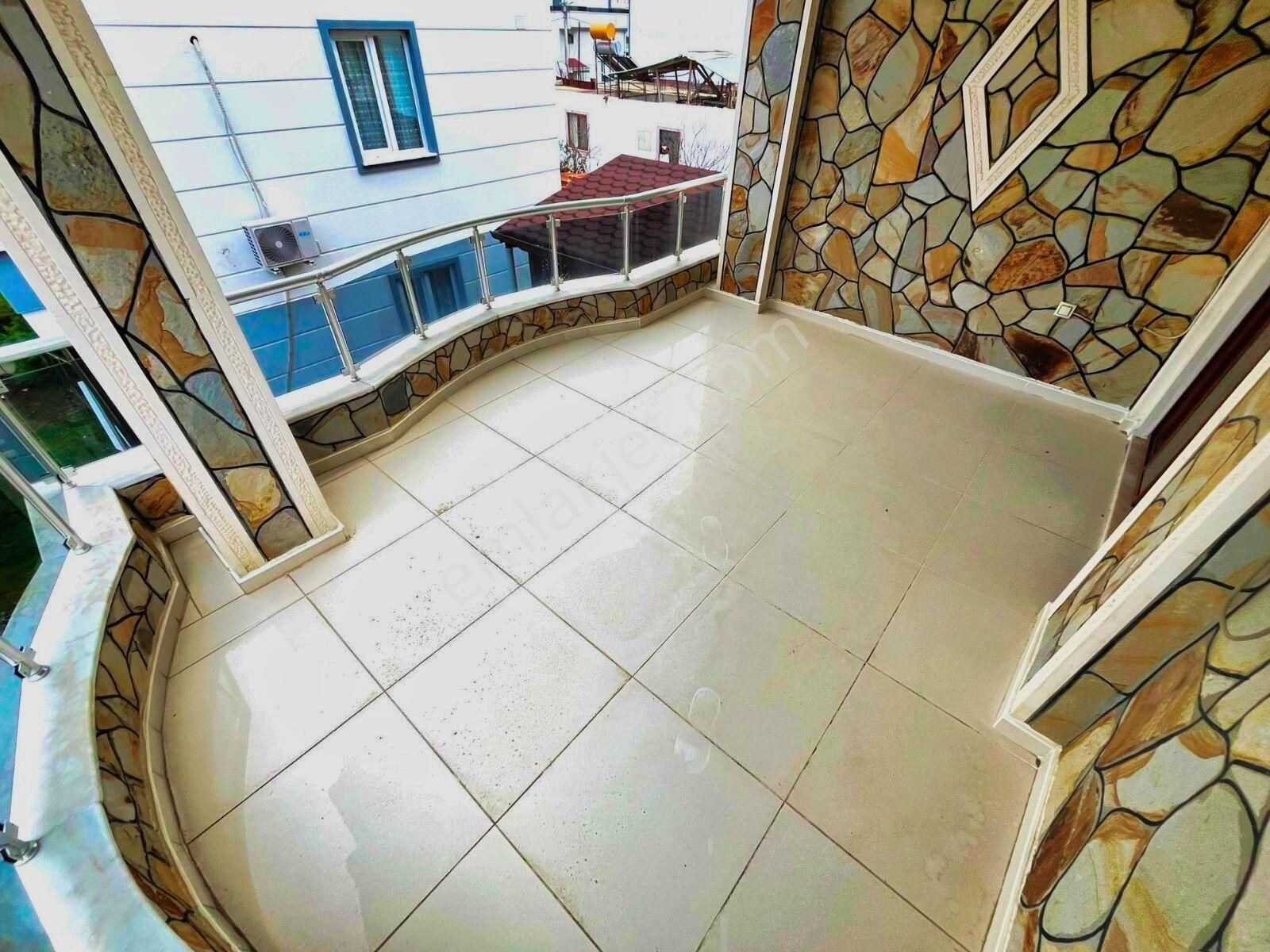 ⬛⬛aktiften Akçayda Doğayla İç İçe Modern Yaşam; 9 Yaşında 3 Katlı Kapalı Teraslı 4+1 Müstakil Ev - Görsel 23