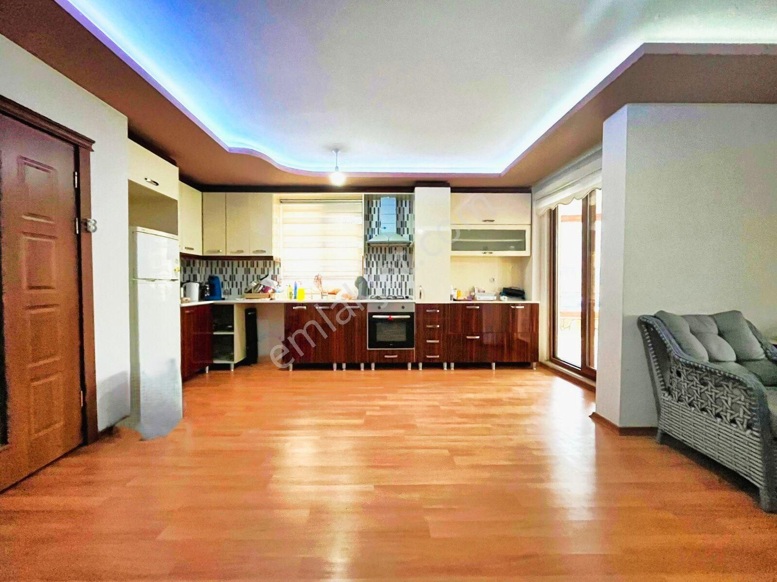 ⬛⬛aktiften Akçayda Doğayla İç İçe Modern Yaşam; 9 Yaşında 3 Katlı Kapalı Teraslı 4+1 Müstakil Ev - Görsel 5