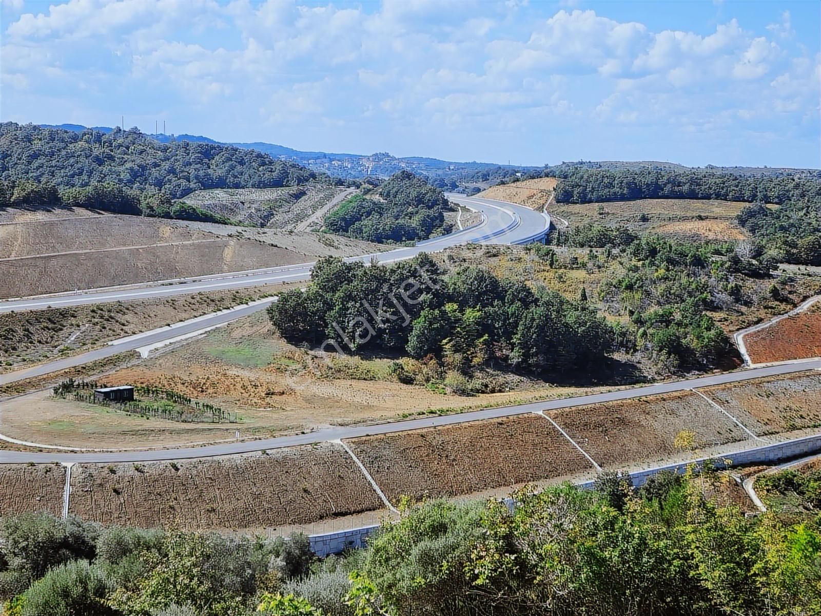 Kandıra Yağcılar'da 16.535.m2 Kırmalar Mevkin'de Satılık Arsa...