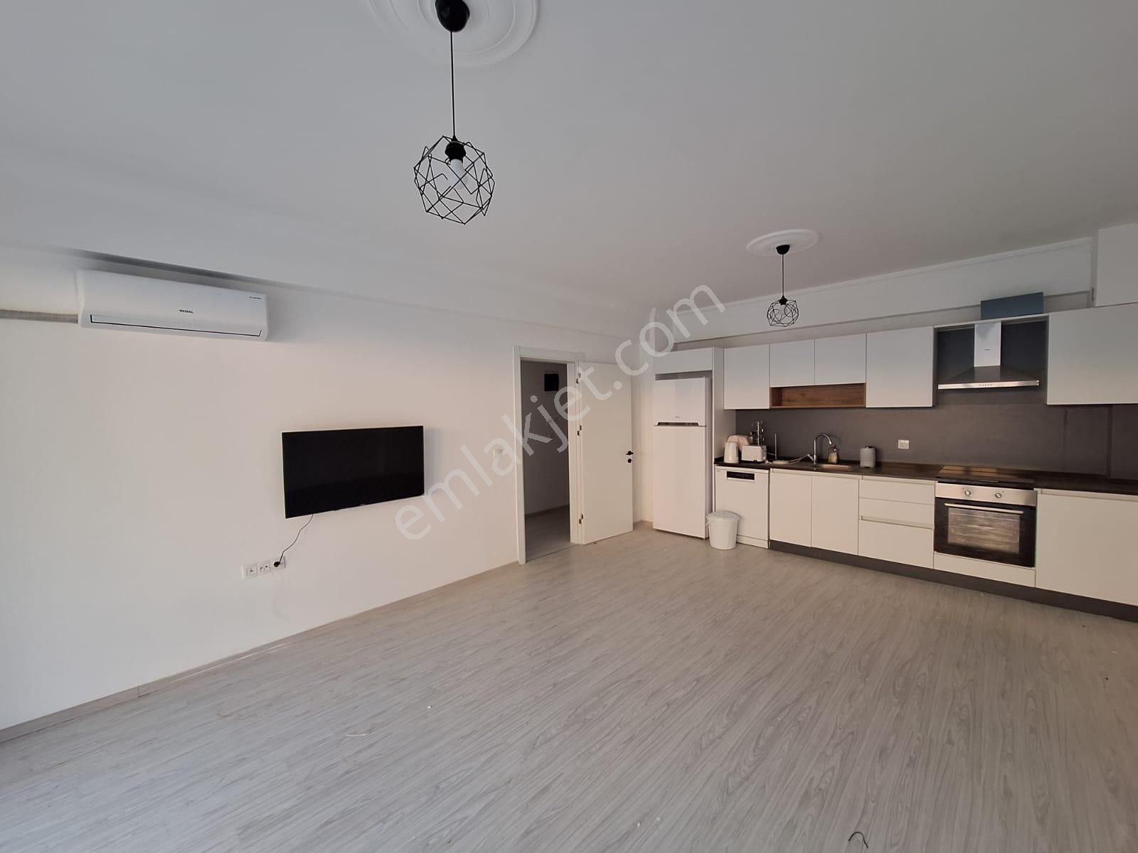 Kuşadası Eşin Vadi'de Yüksek Giriş Doğa Ve Havuz Manzaralı 2+1 - Görsel 5