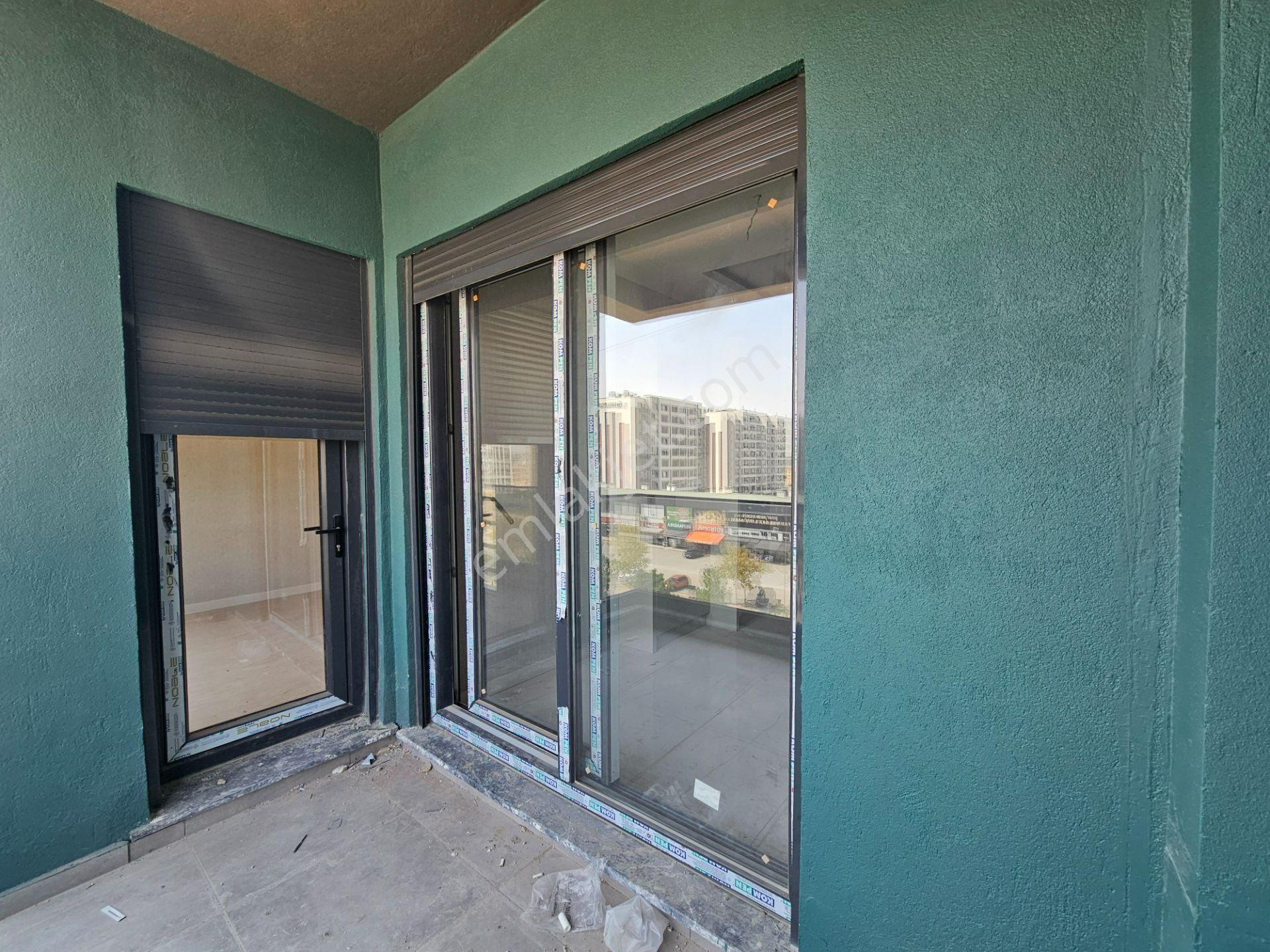 Beyhekim Caddesinde Akıllı Ev Sistemli 4+1 Fırsat Ultra Lüx Daire - Görsel 14