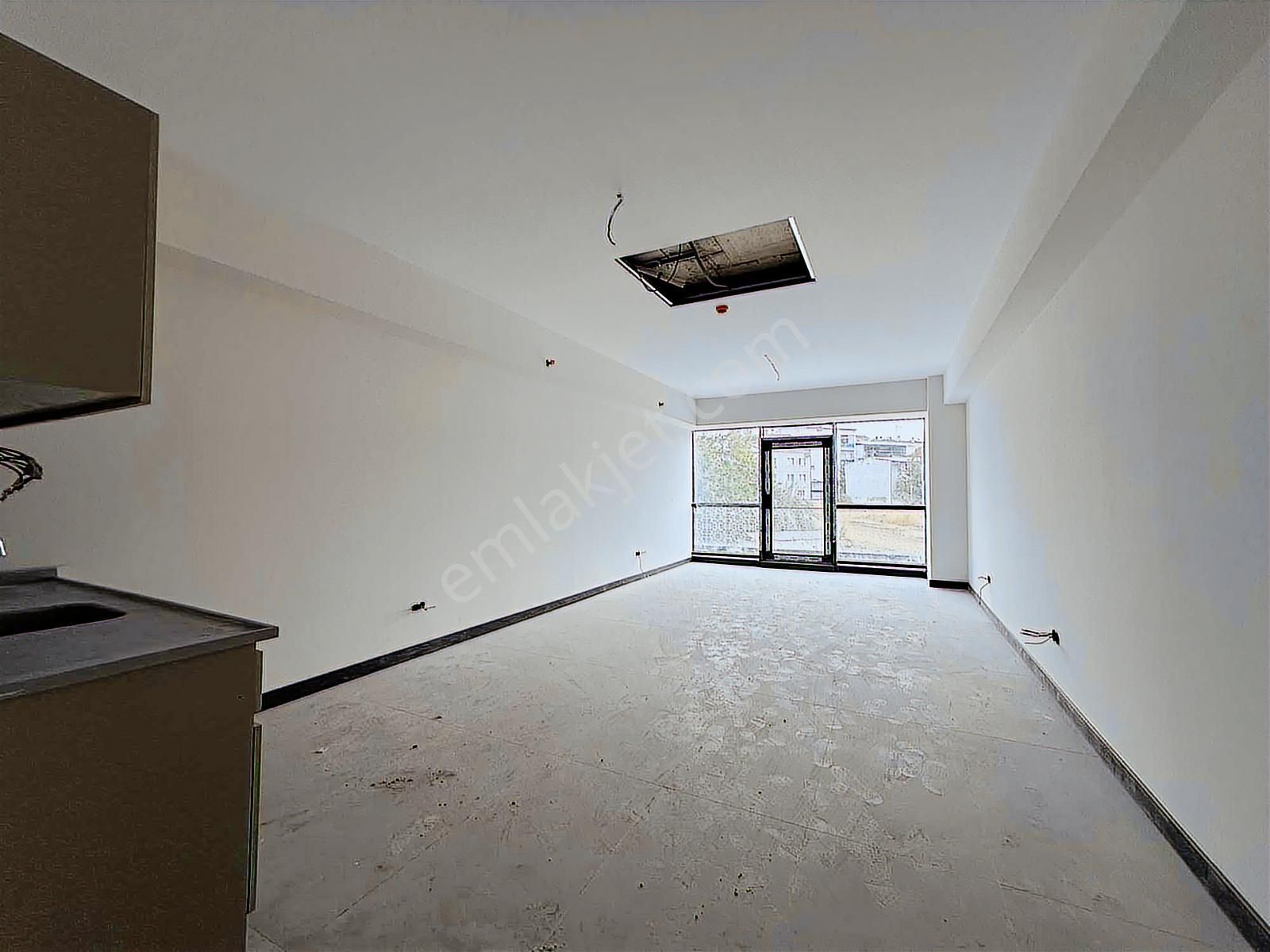 Lookhause Atabulvarı Üzerinde Yüksek Kira Getirili 1+0 Ofis - Görsel 6