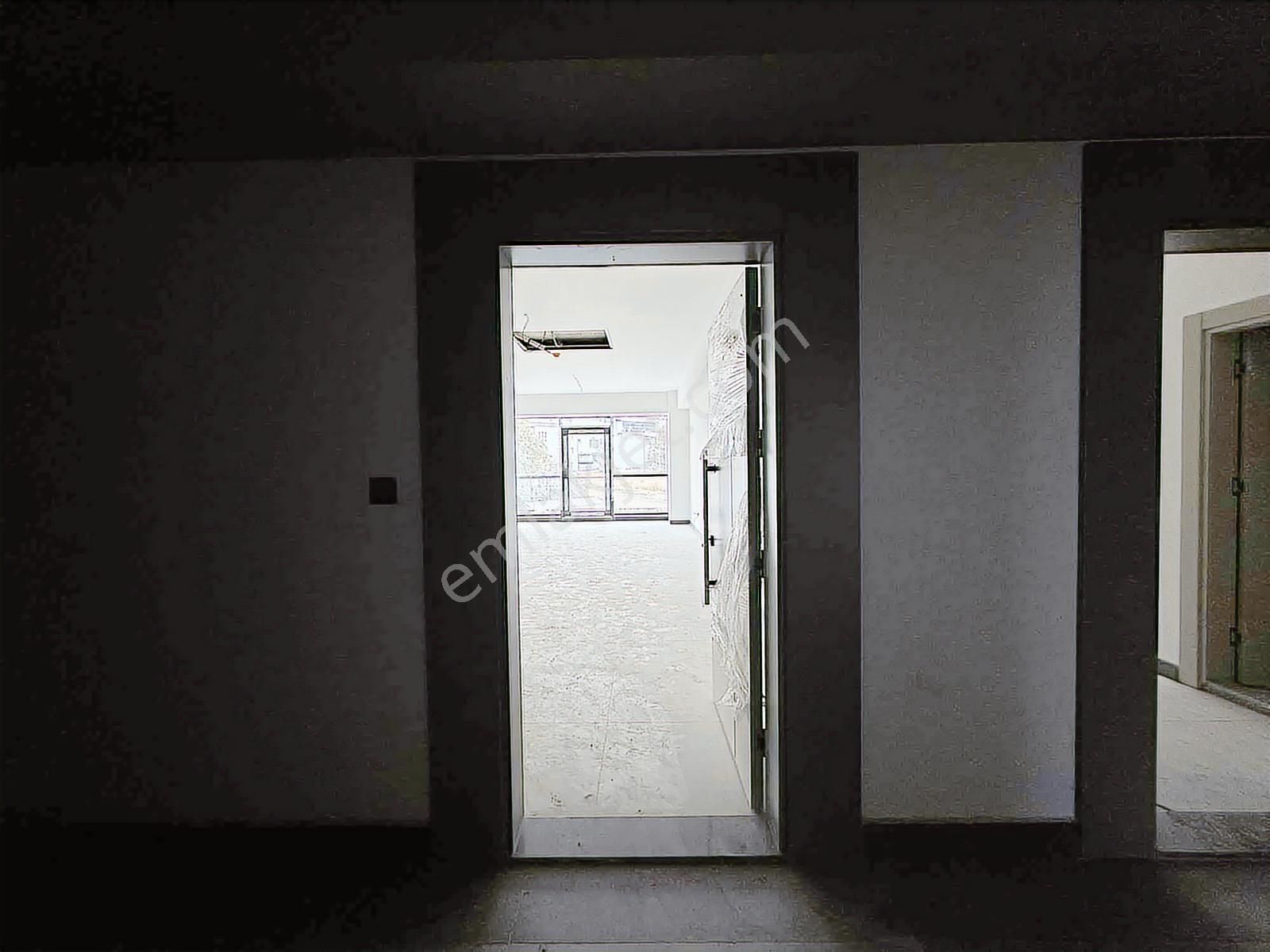 Lookhause Atabulvarı Üzerinde Yüksek Kira Getirili 1+0 Ofis - Görsel 14