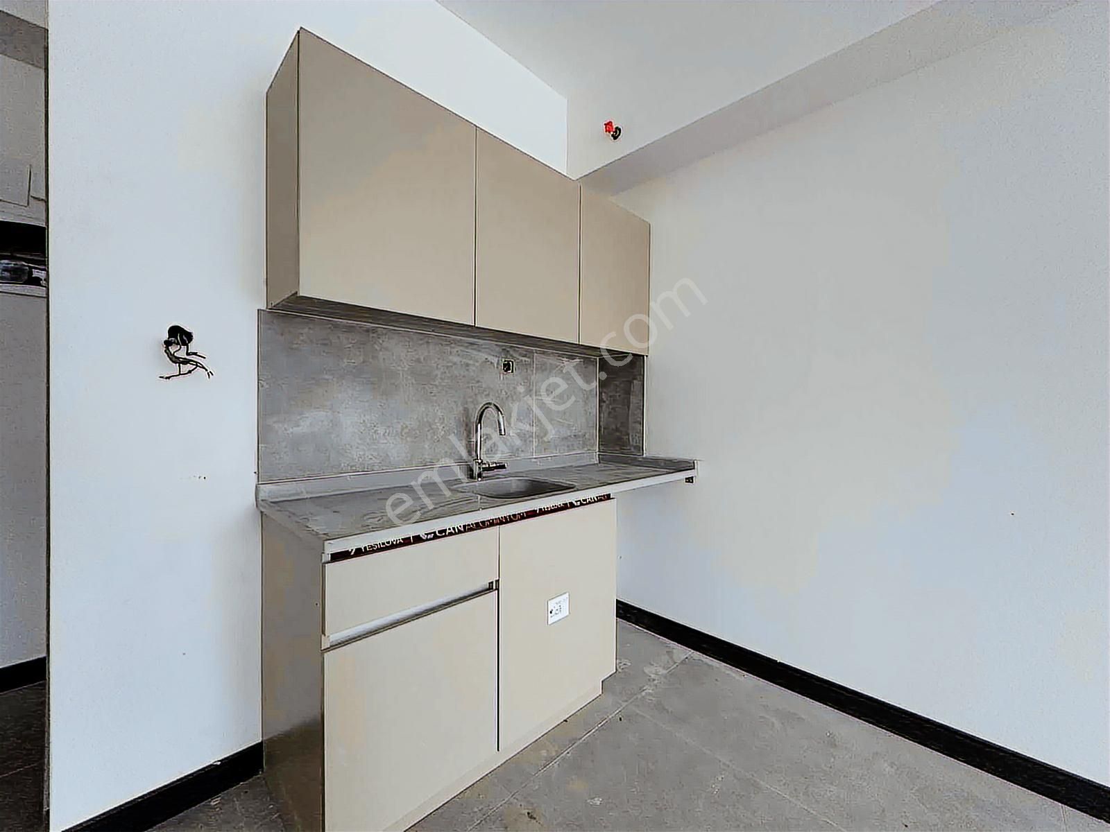 Lookhause Atabulvarı Üzerinde Yüksek Kira Getirili 1+0 Ofis - Görsel 18