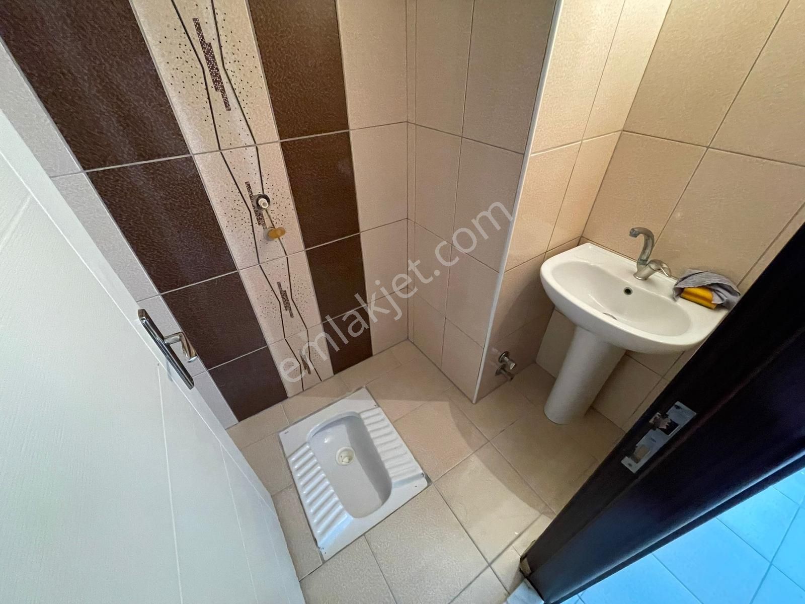 Antalya Ünsal'da Satılık 2+1 125 M2 Fırsat Daire! - Görsel 16