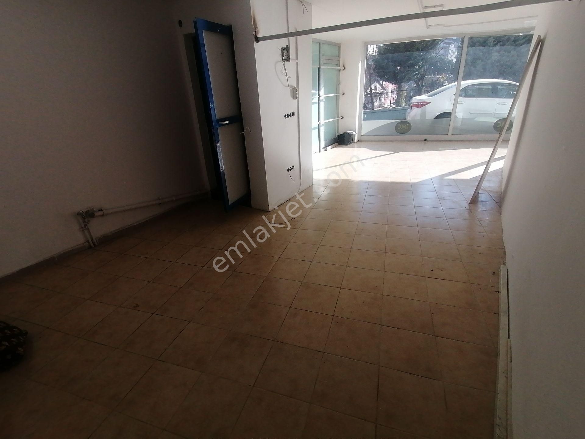 Pendik Esenyalıda İskanlı Satılık Krediye Uygun 60m2 Dükkan - Görsel 14