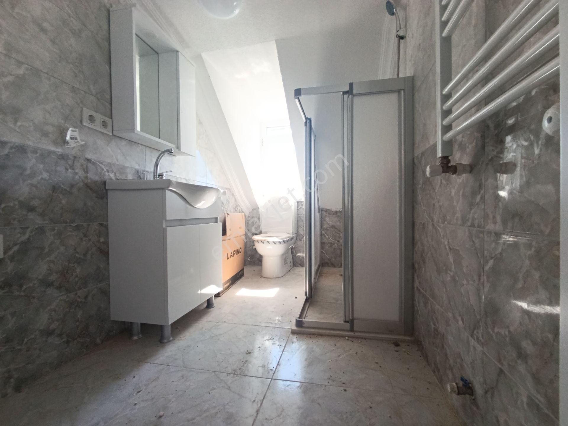 Pendik Güzelyalıda E-5 Altı Yol Üstü Satılık 4+2 Asansör Otoparklı Lüks Dubles - Görsel 29