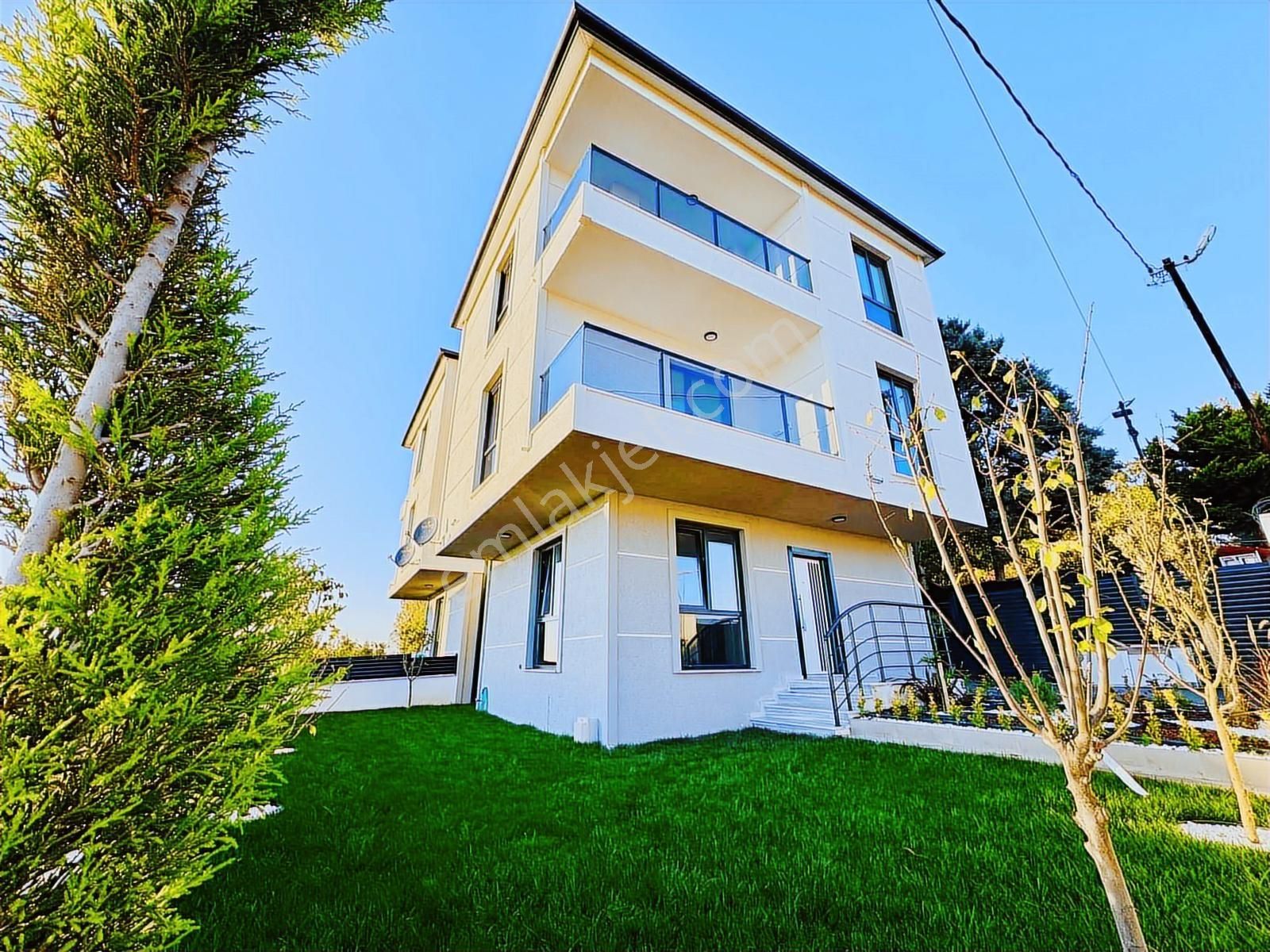 ꧂4+1 Özene Bözene Yapılmış Mükemmel Manzaralı Villa꧂ - Görsel 15