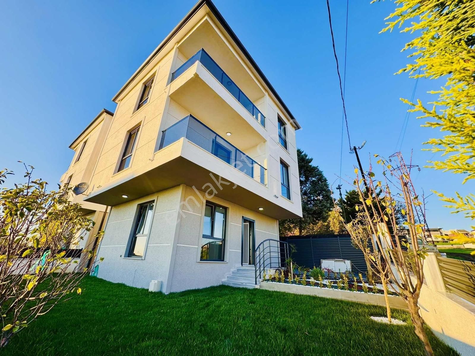 ꧂4+1 Özene Bözene Yapılmış Mükemmel Manzaralı Villa꧂ - Görsel 9