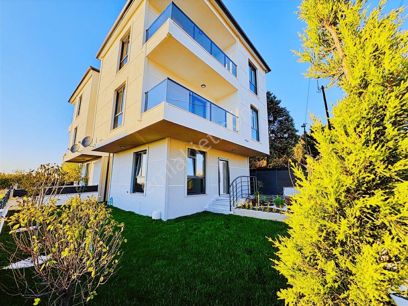 ꧂4+1 Özene Bözene Yapılmış Mükemmel Manzaralı Villa꧂ - Görsel 7