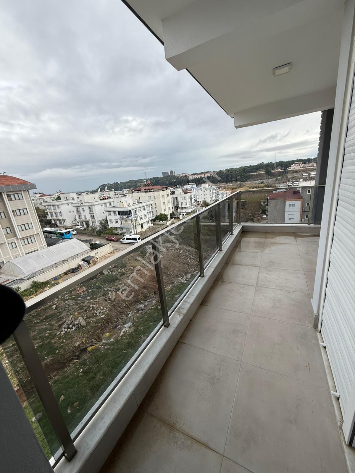 Aksu Mah. 2+1 Herşeyi Ayrı Manzaralı Geniş Kiralık Daire - Görsel 13